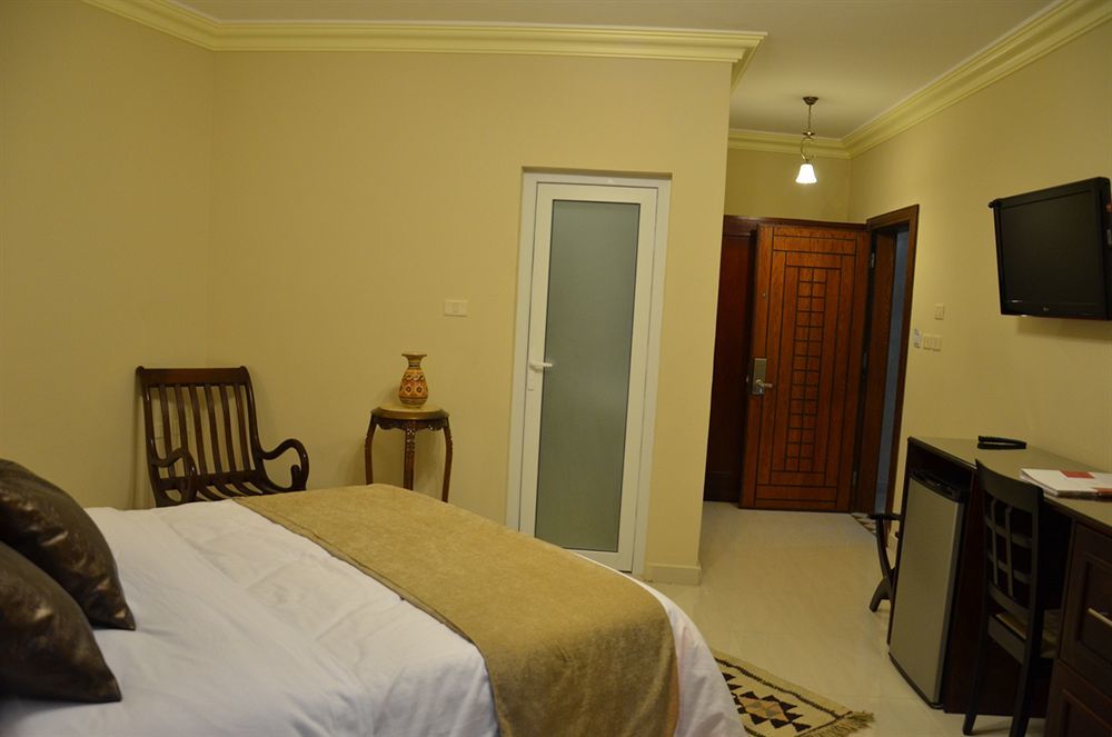 Saint John Hotel Madaba Eksteriør bilde