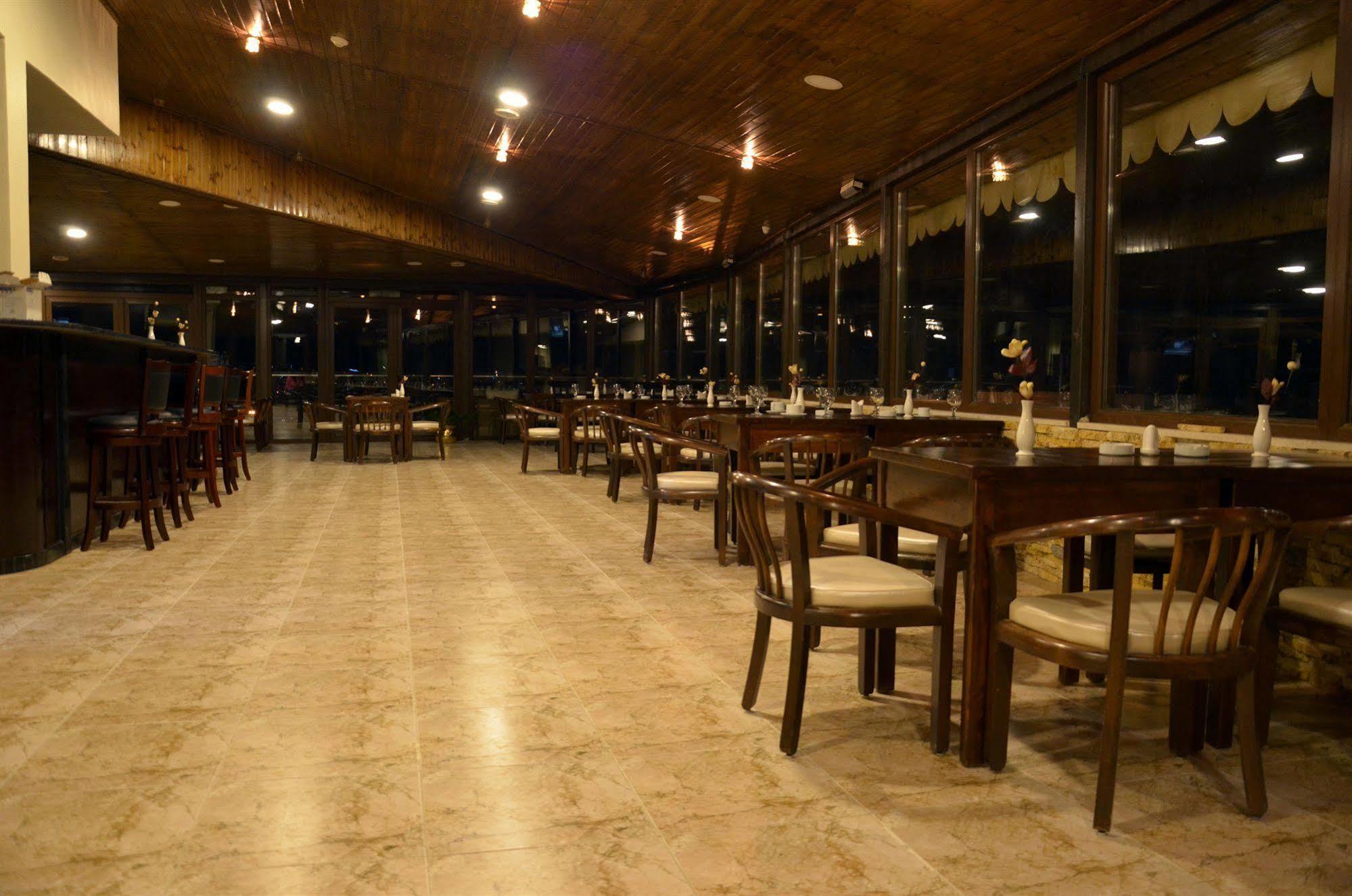Saint John Hotel Madaba Eksteriør bilde