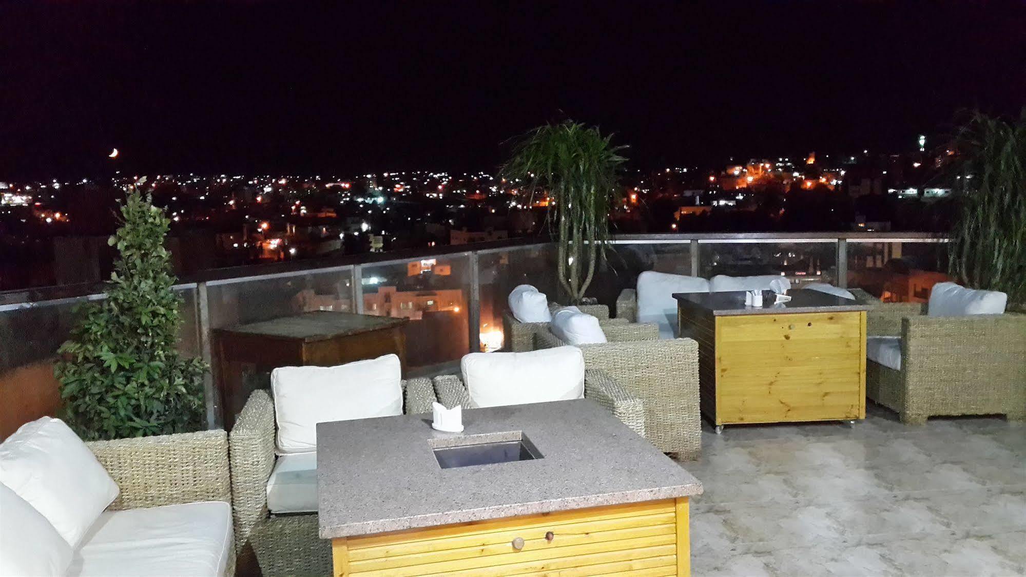 Saint John Hotel Madaba Eksteriør bilde