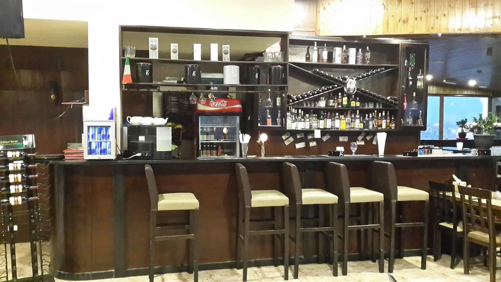 Saint John Hotel Madaba Eksteriør bilde
